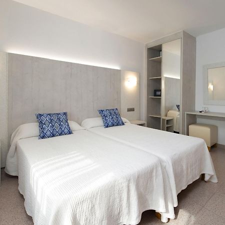Hostal Roca Sant Antoni de Portmany Exterior foto