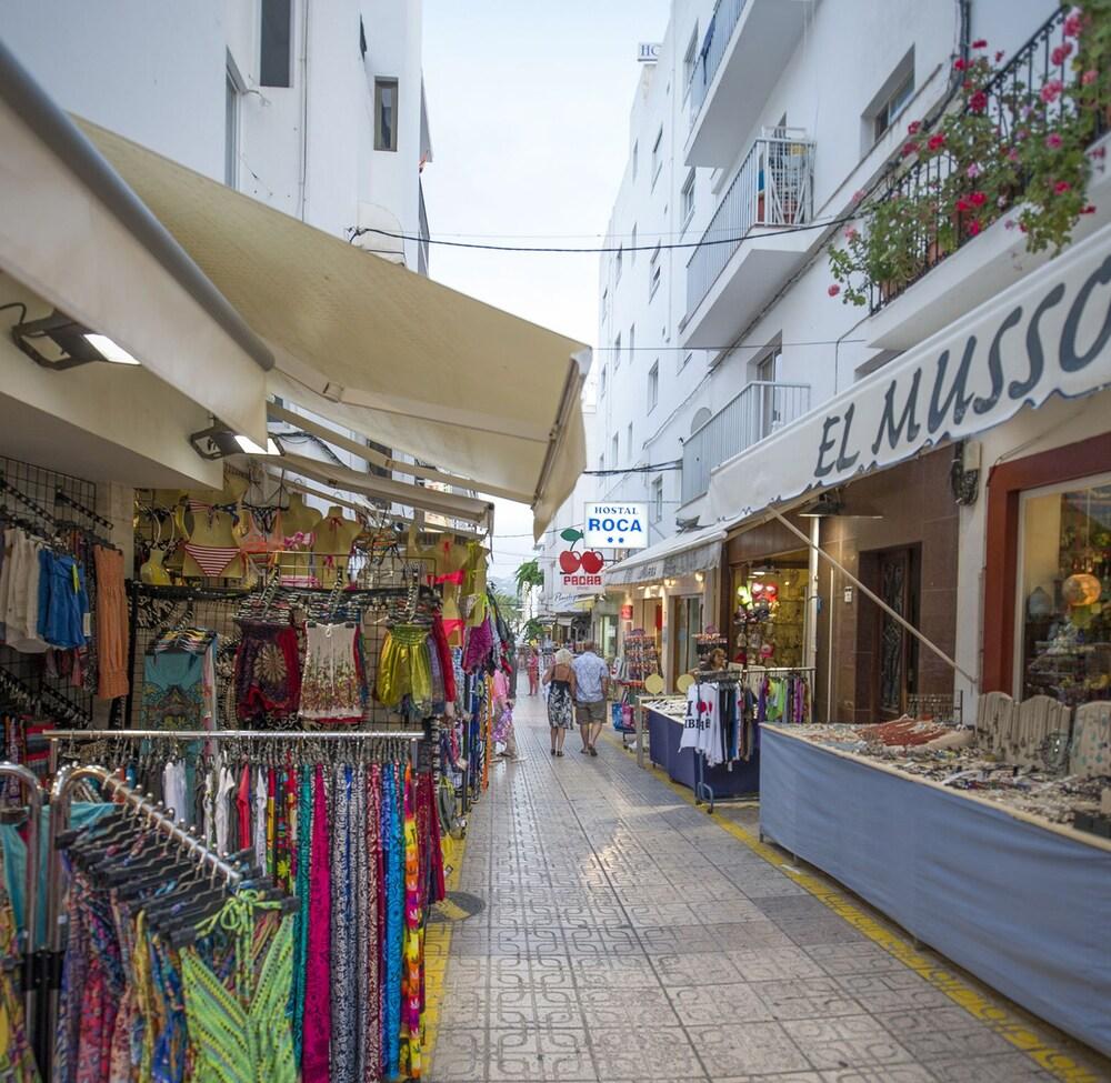 Hostal Roca Sant Antoni de Portmany Exterior foto