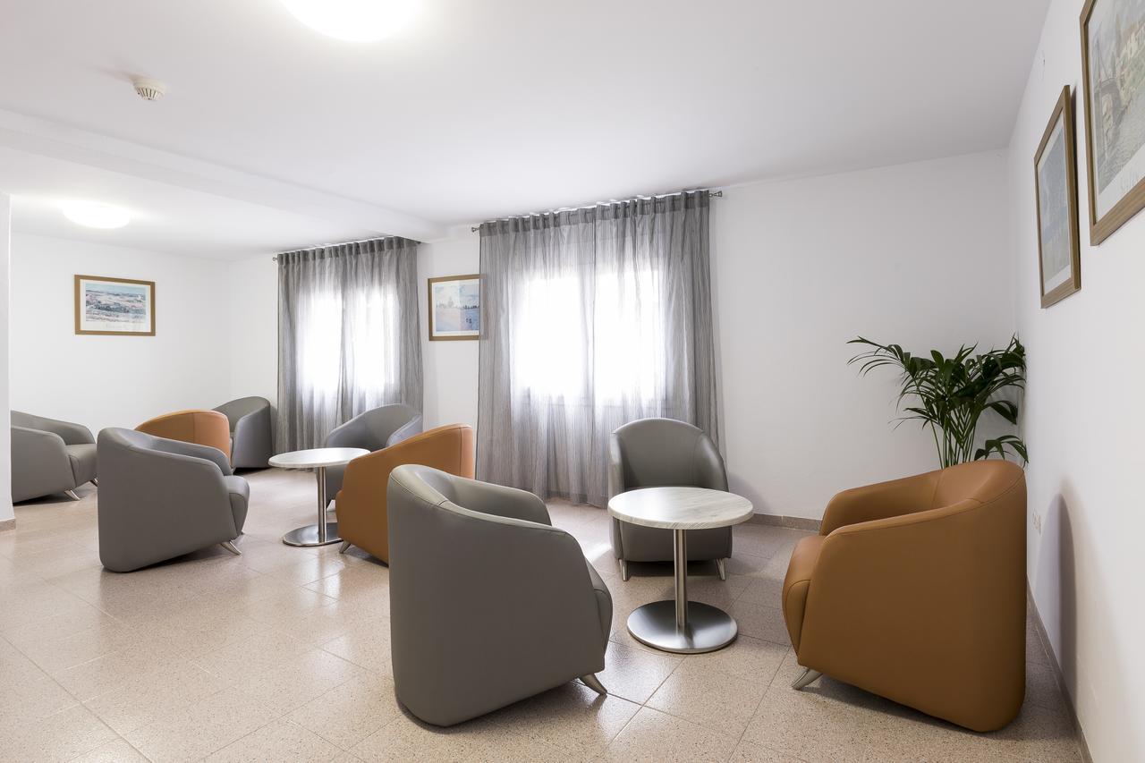 Hostal Roca Sant Antoni de Portmany Exterior foto